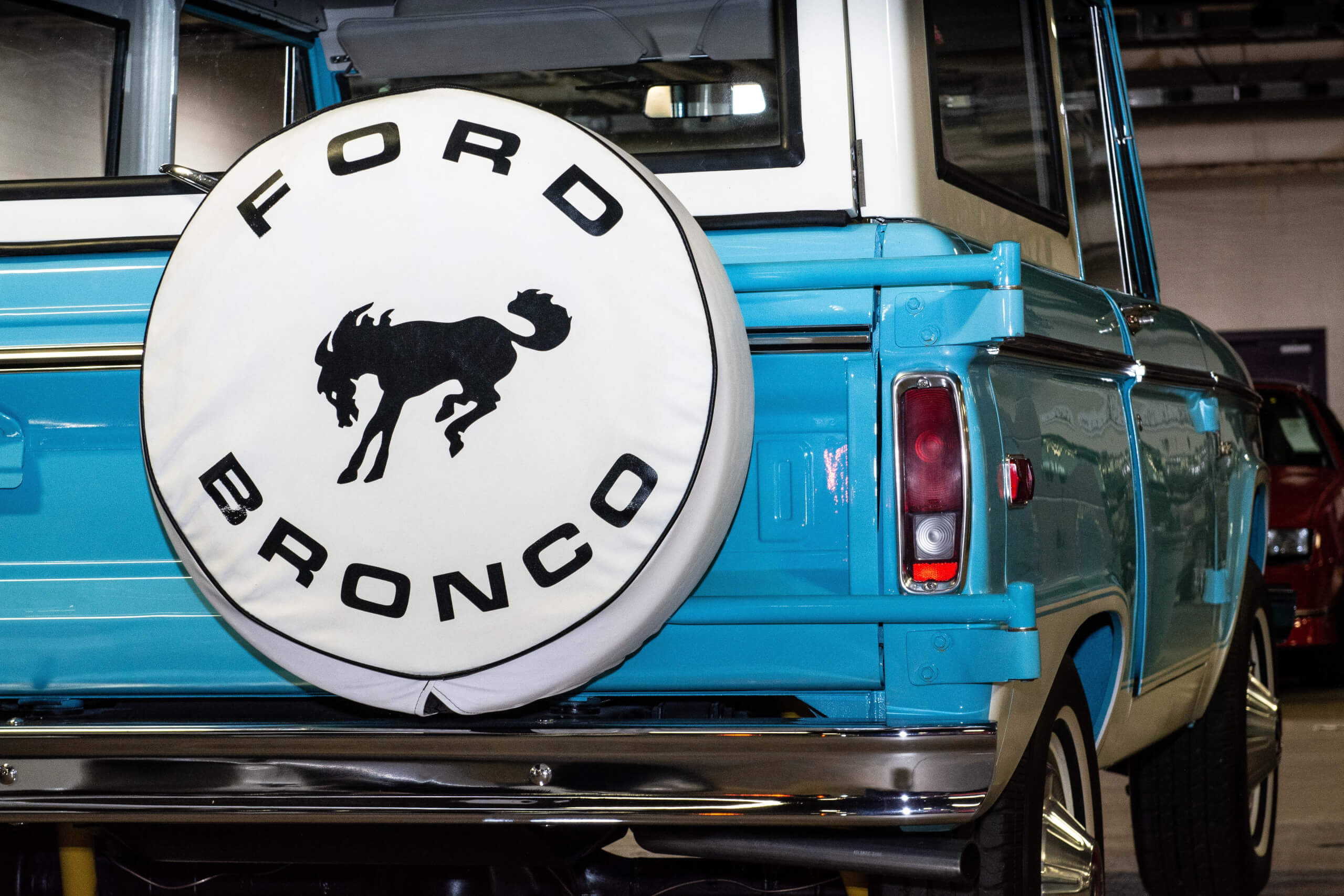 This 1975 Ford Bronco, painted in Peacock Blue, crossed the 2019 Mecum Auctions Harrisburg block.