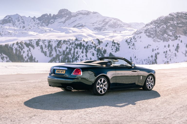 The Rolls-Royce Dawn Gets Roadster Looks With This Carbon Fiber Tonneau Cover
